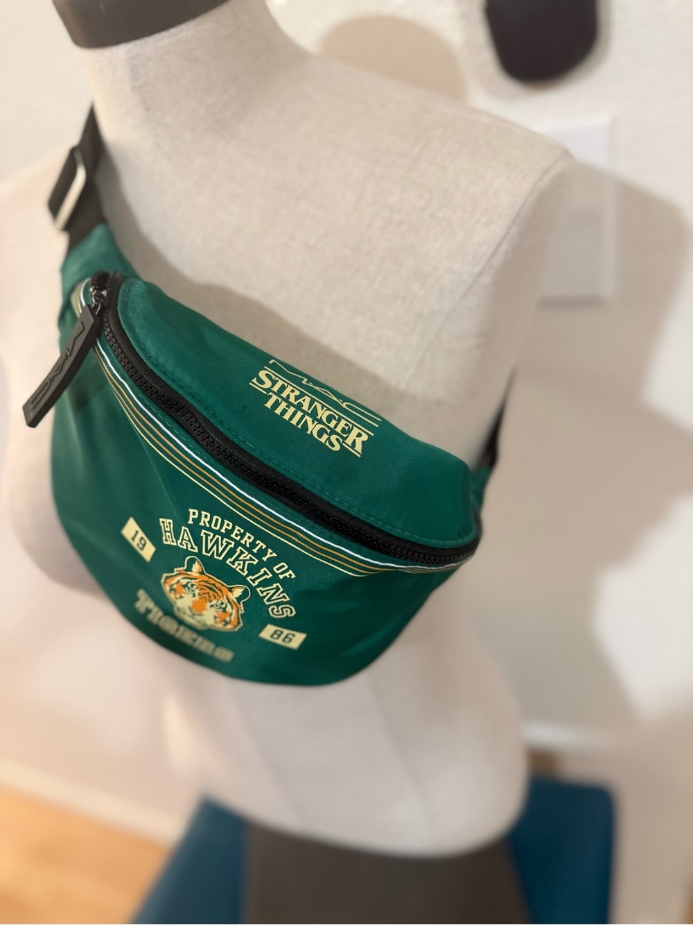 MAC Cosmetics X Stranger Things Belt Bag - Picture 2 of 8